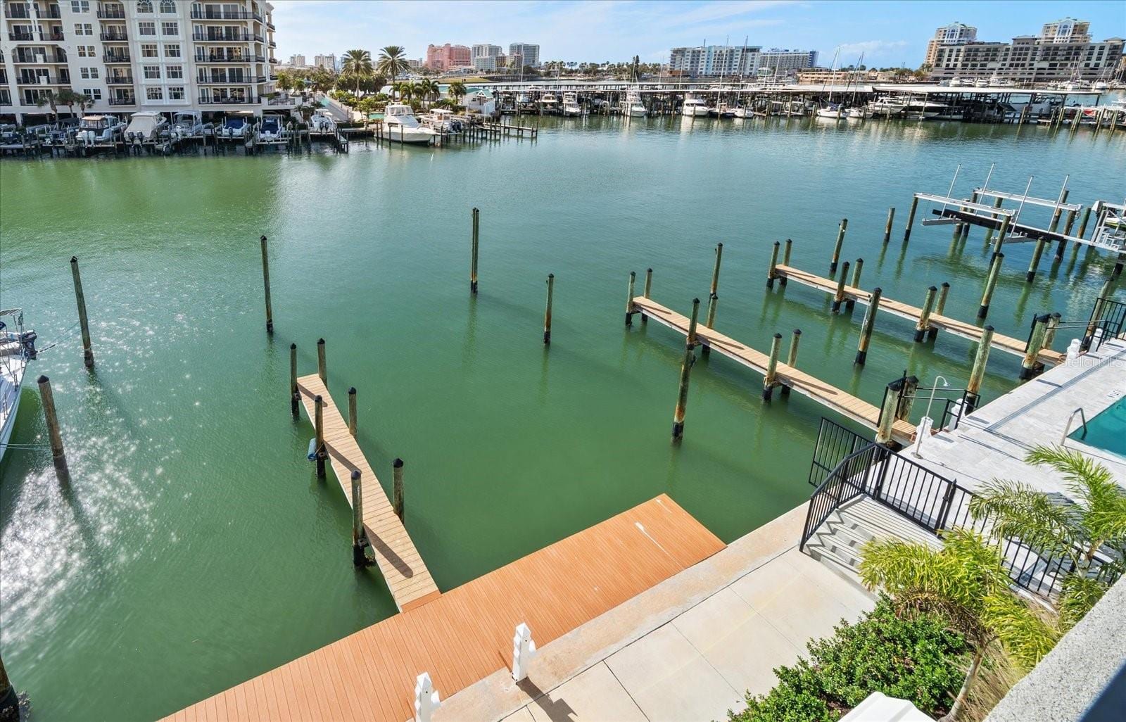 211 Dolphin Pt #4 photo 4