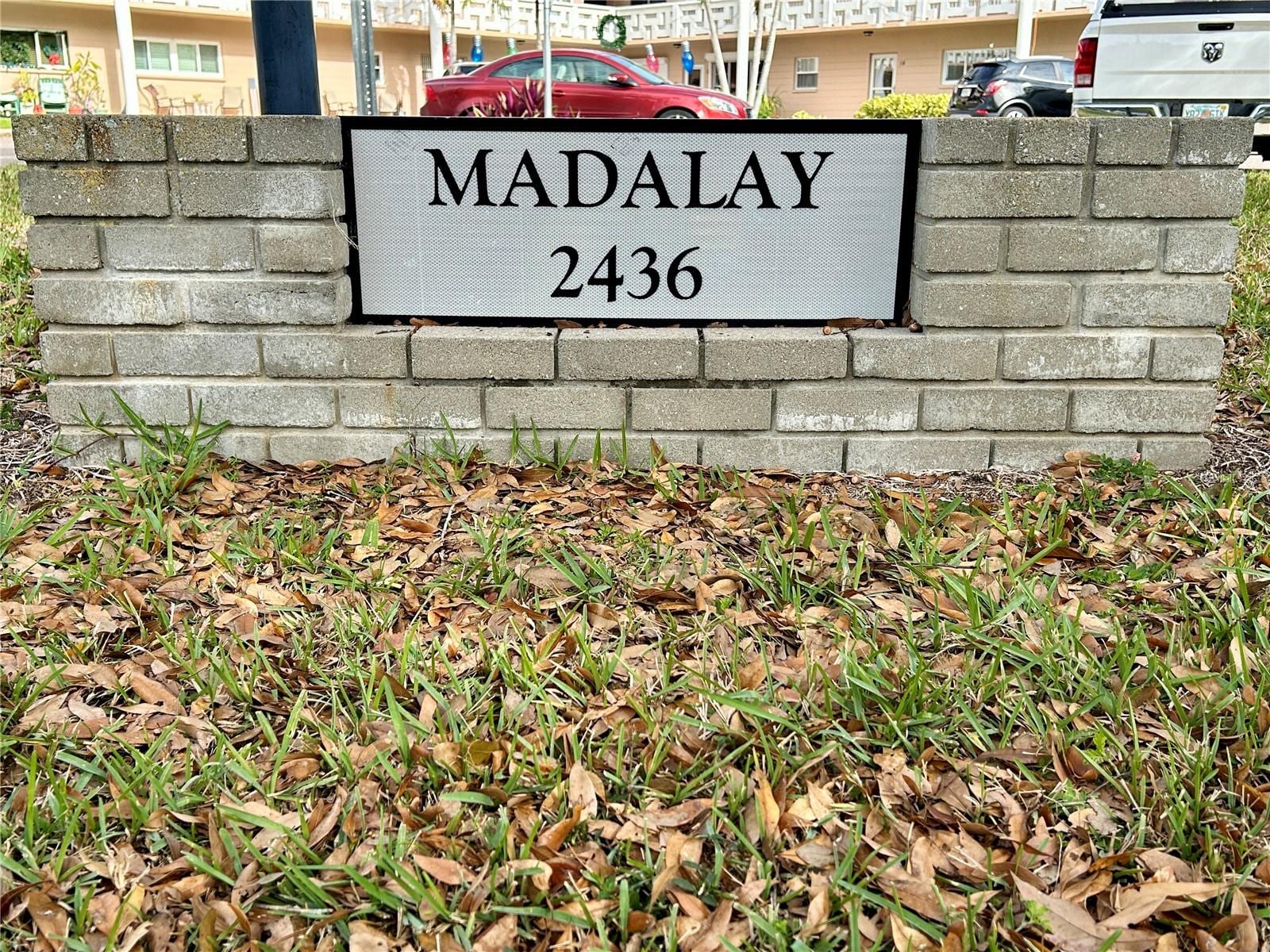 2436 Rhodesian Dr #42 photo 2