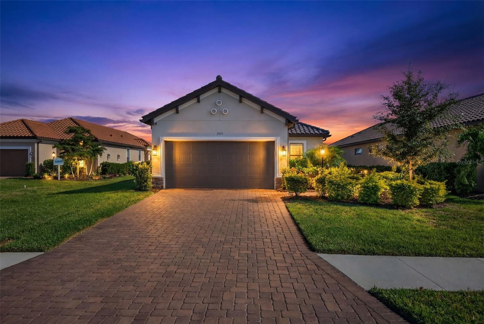 3021 Veneto CT photo 4