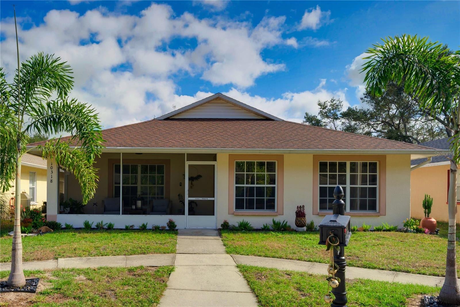 10318 Summerview Cir photo 2
