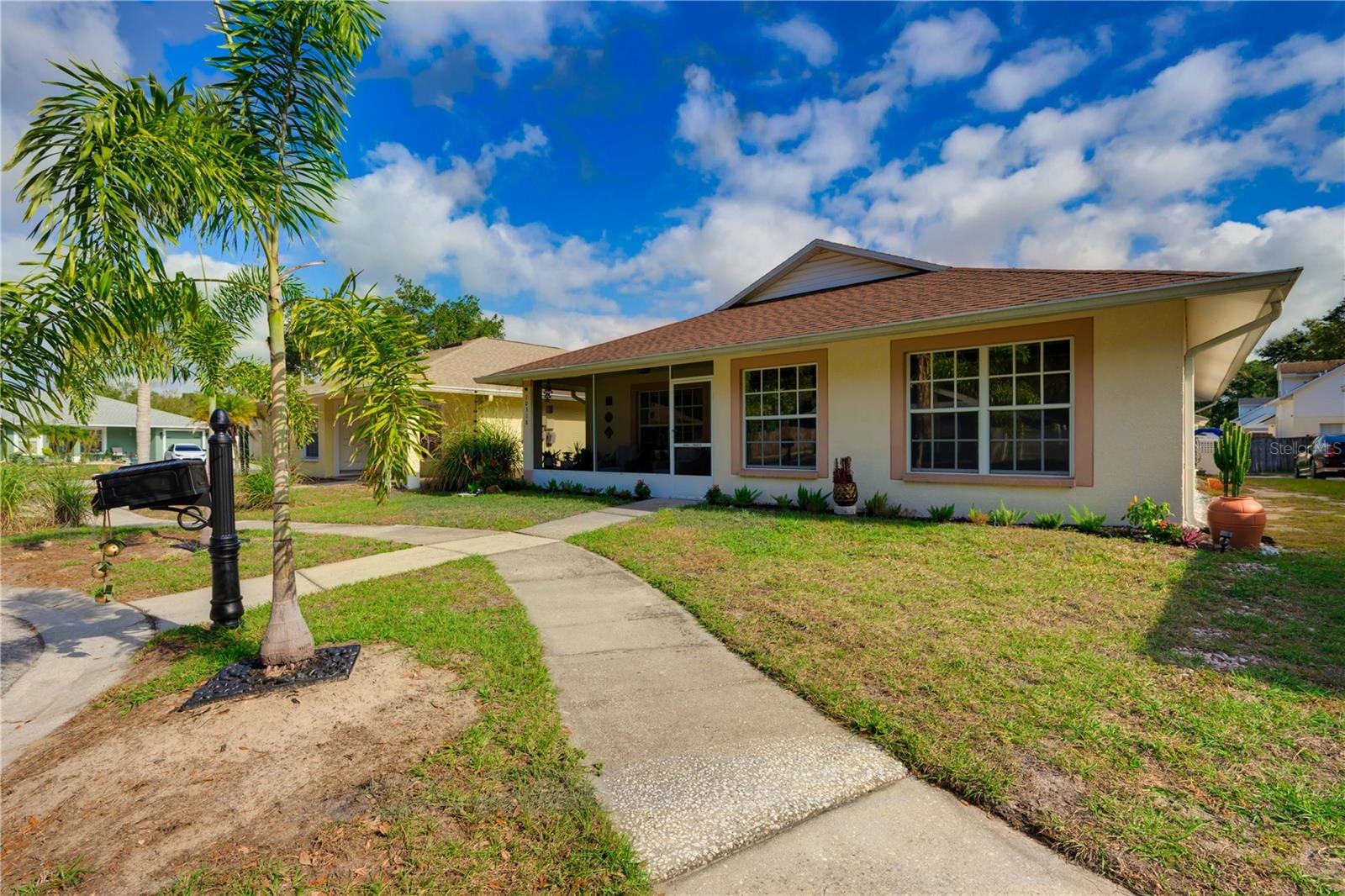 10318 Summerview Cir photo 3