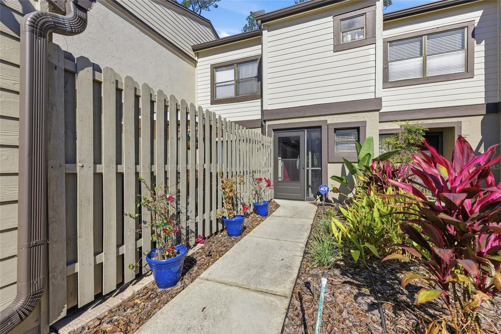 405 Woods Landing Trl photo 3