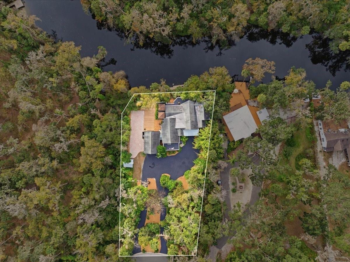4703 Rambling River Rd photo 3