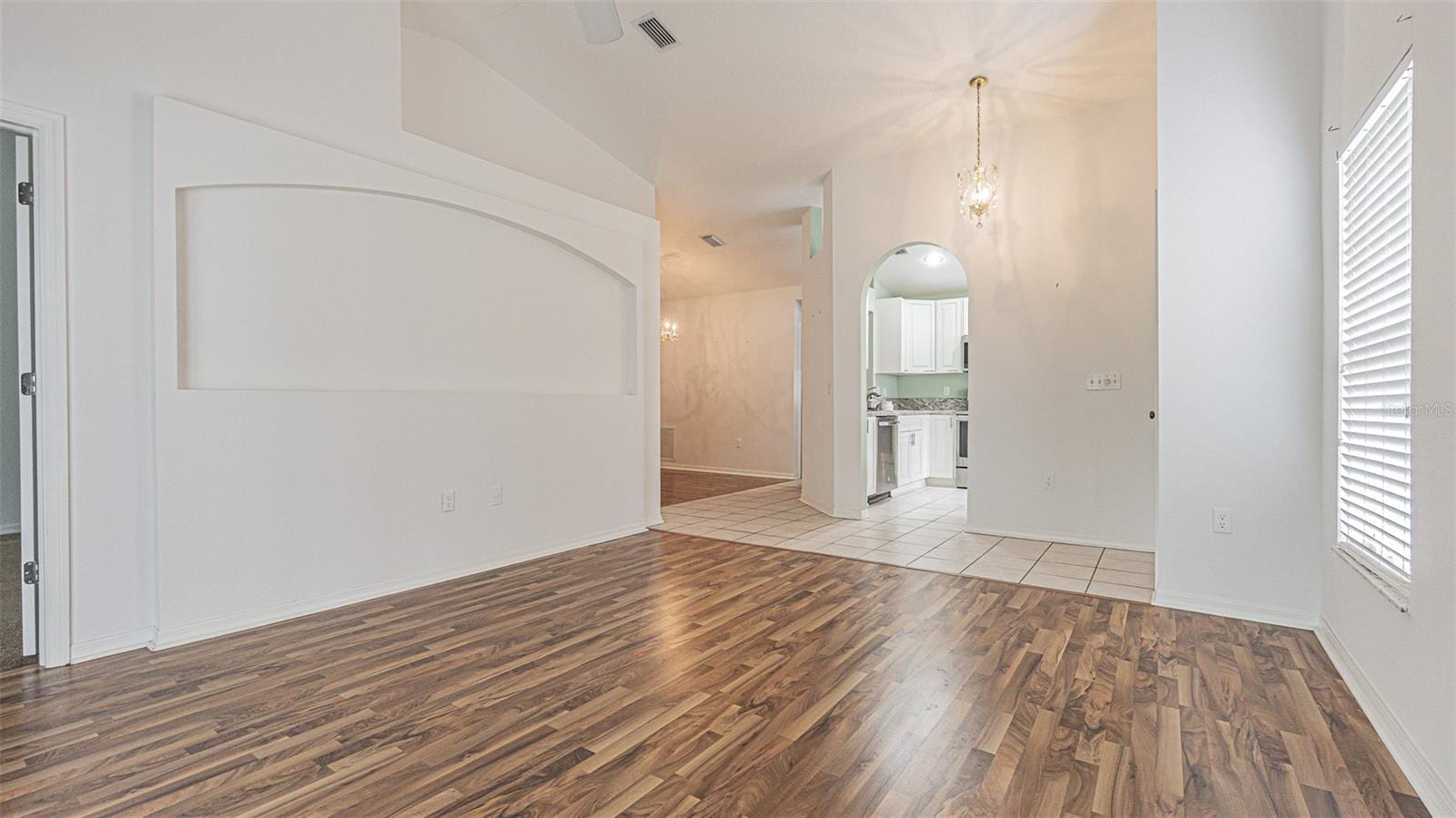 34833 Double Eagle CT photo 4