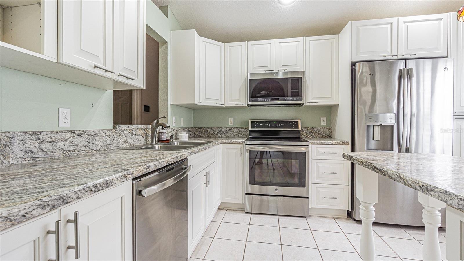 34833 Double Eagle CT photo 5