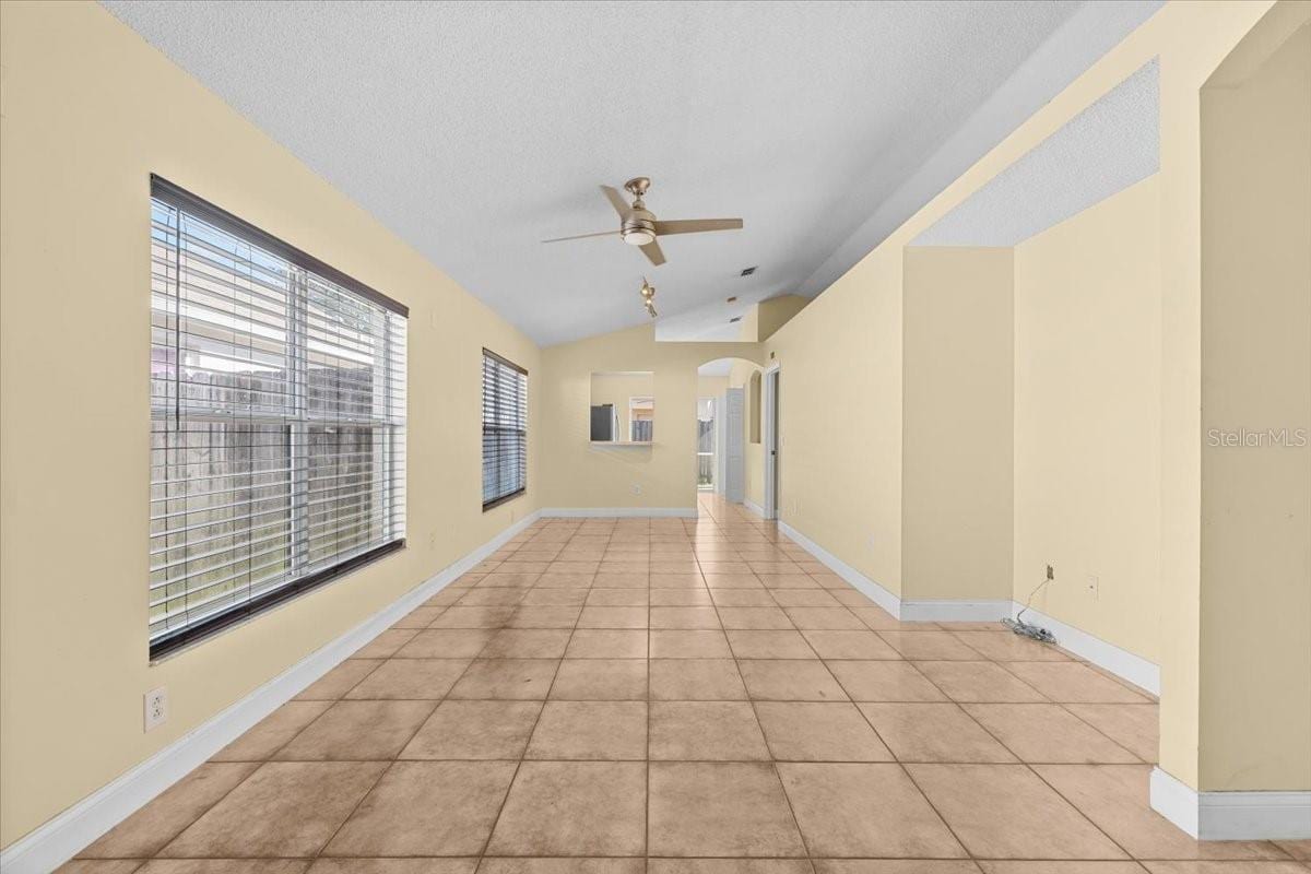 6052 Pointe Pleasant Blvd photo 4