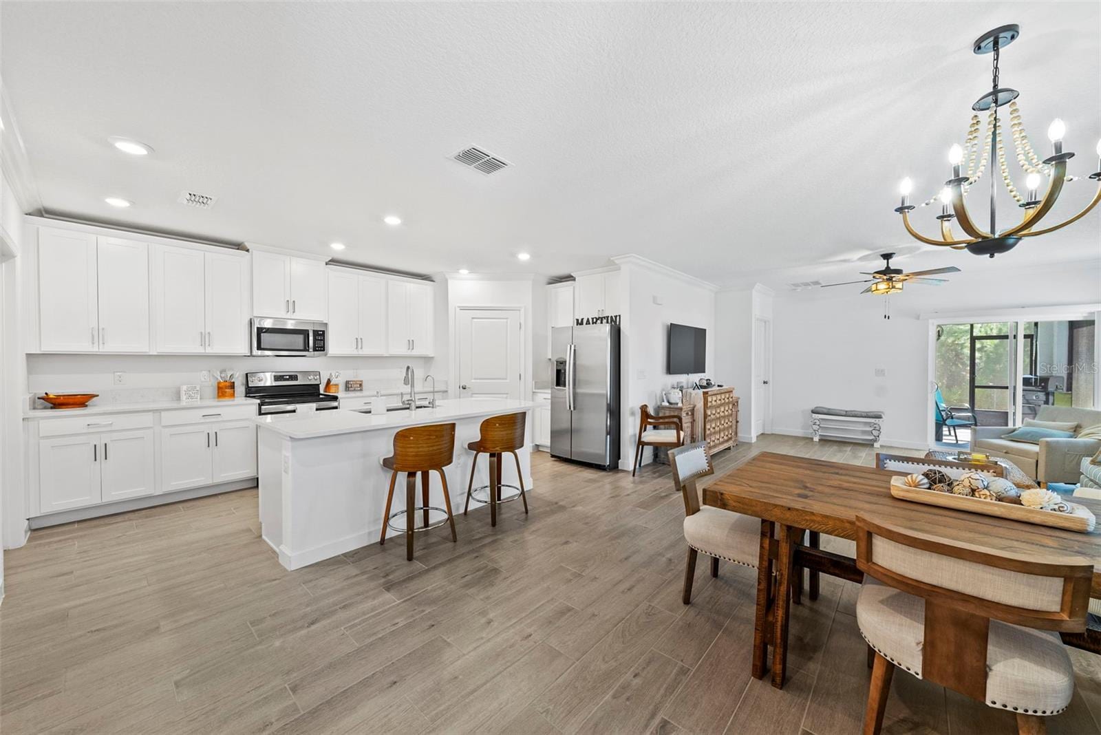 16890 Forge Surf St photo 3