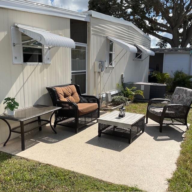72 Pindo Palm St W photo 5