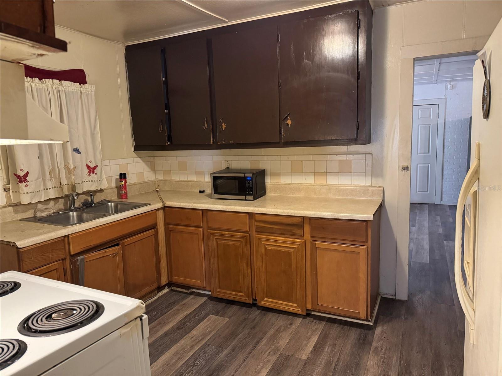 1049 Plateau Ave photo 5
