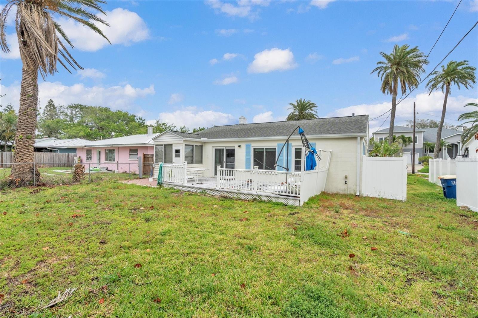 752 Lantana Ave photo 4