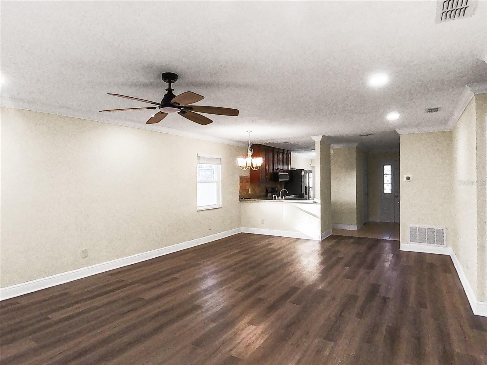 8341 Paddlewheel St photo 4