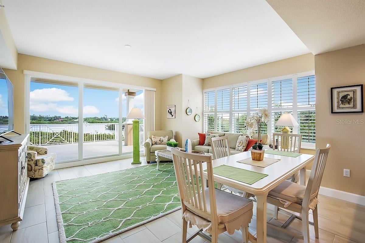 19519 Gulf Blvd #206 photo 4