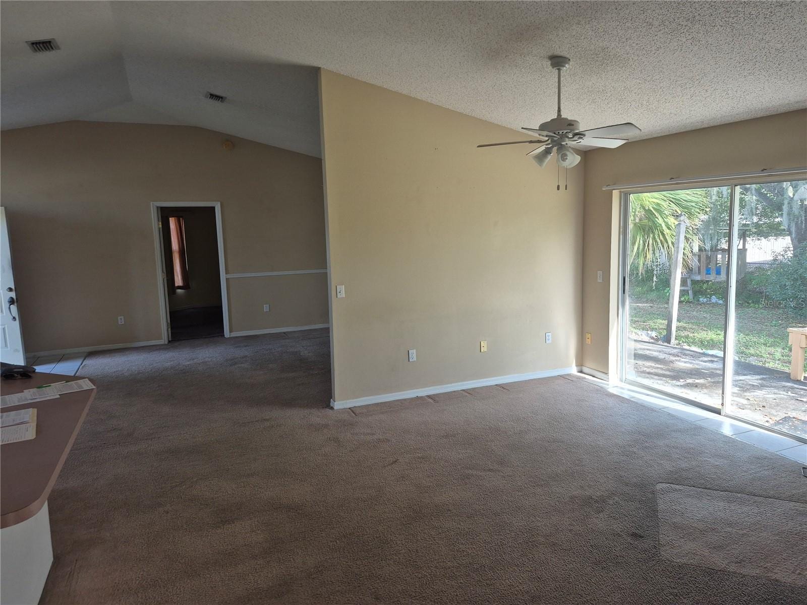 23300 Dover Dr photo 4