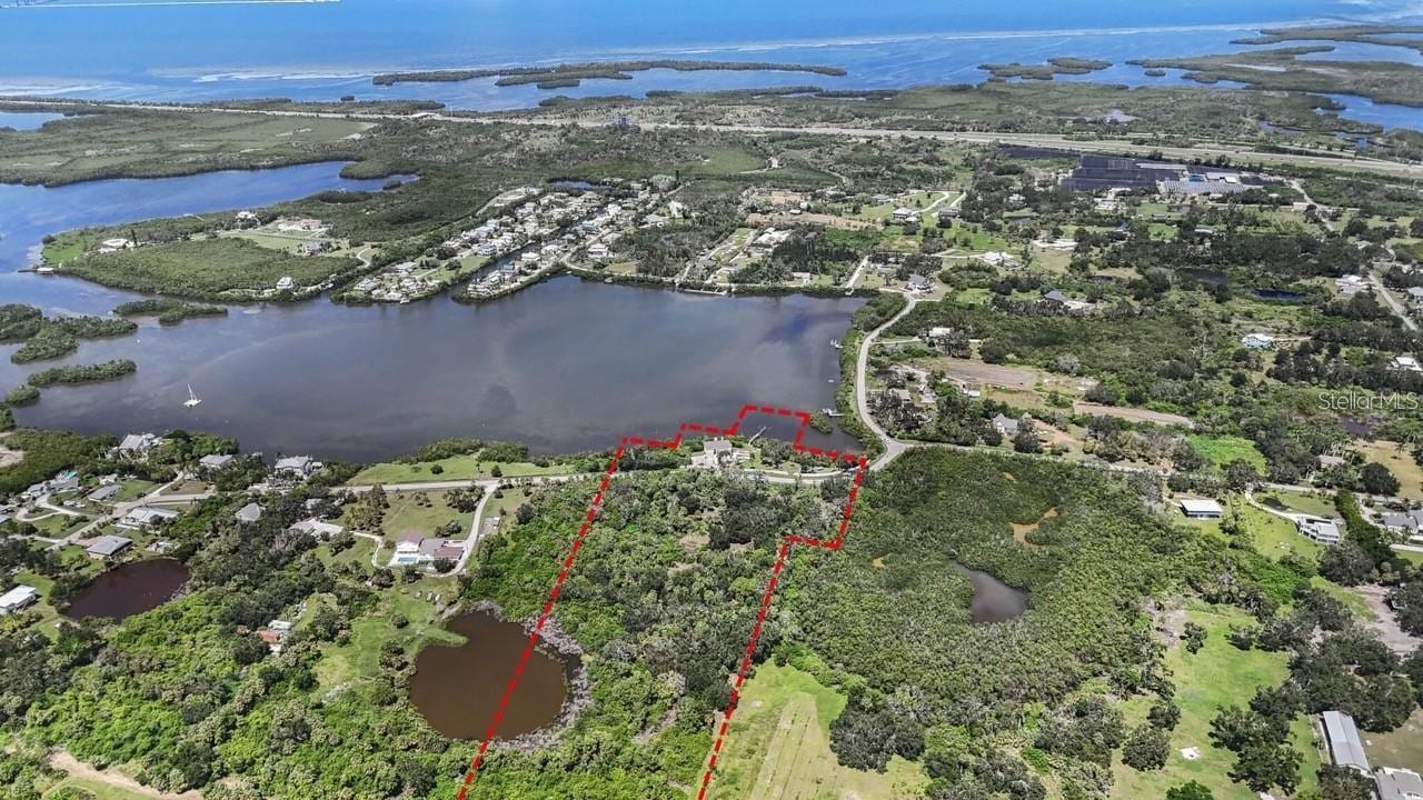 1470 Bayshore Dr photo 2