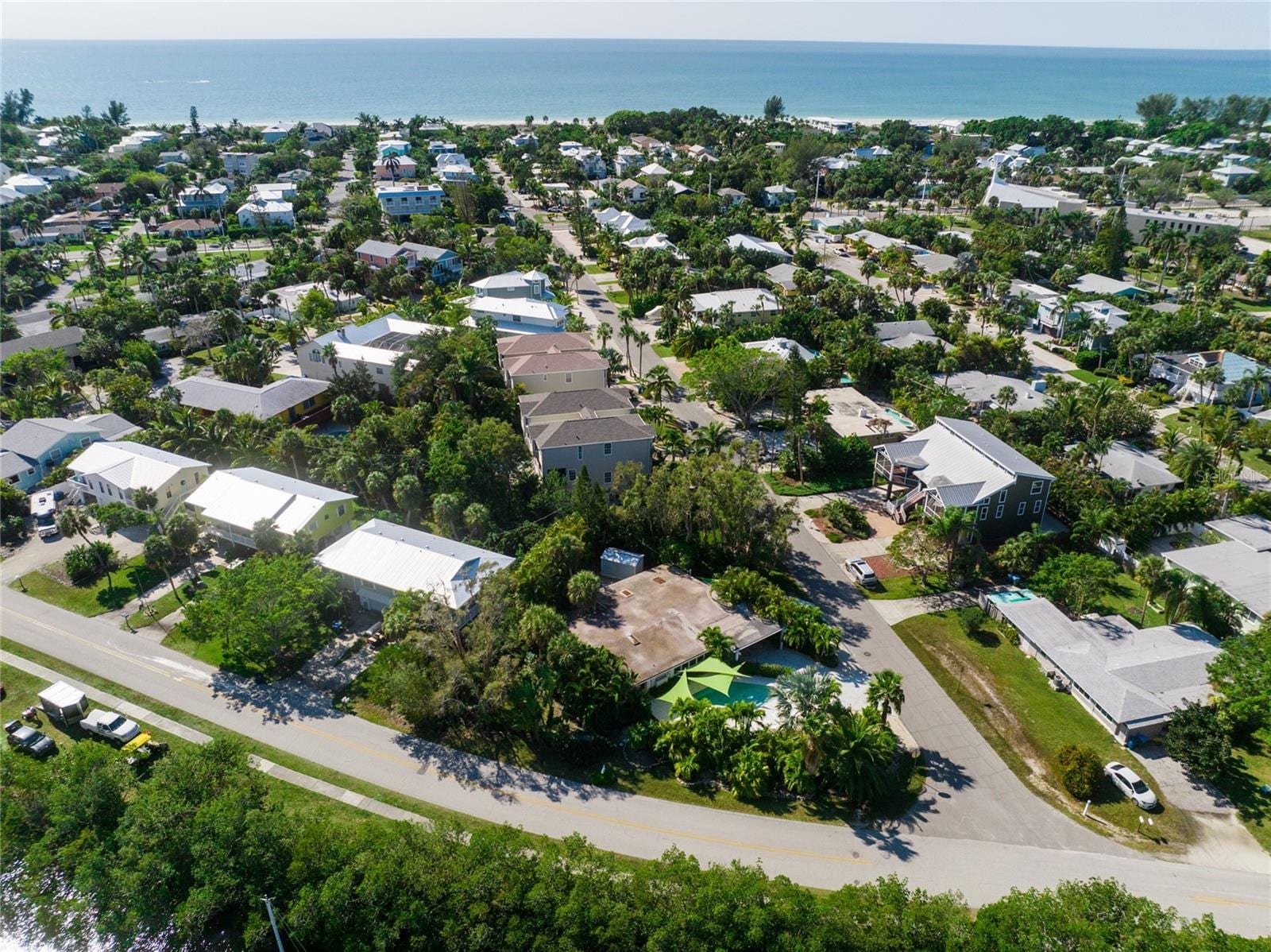8010 Marina Dr photo 3