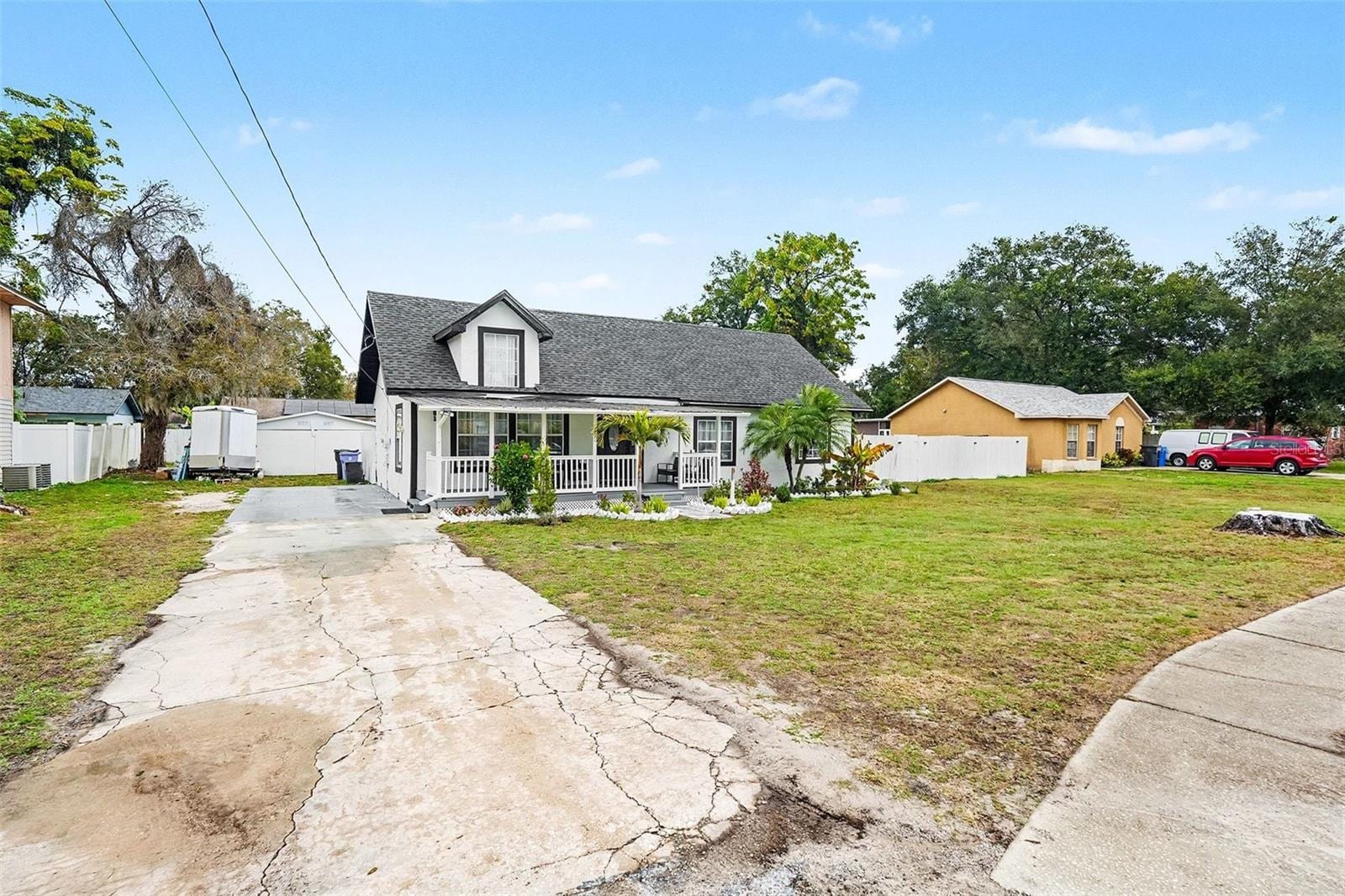 413 Euclid Ave photo 3