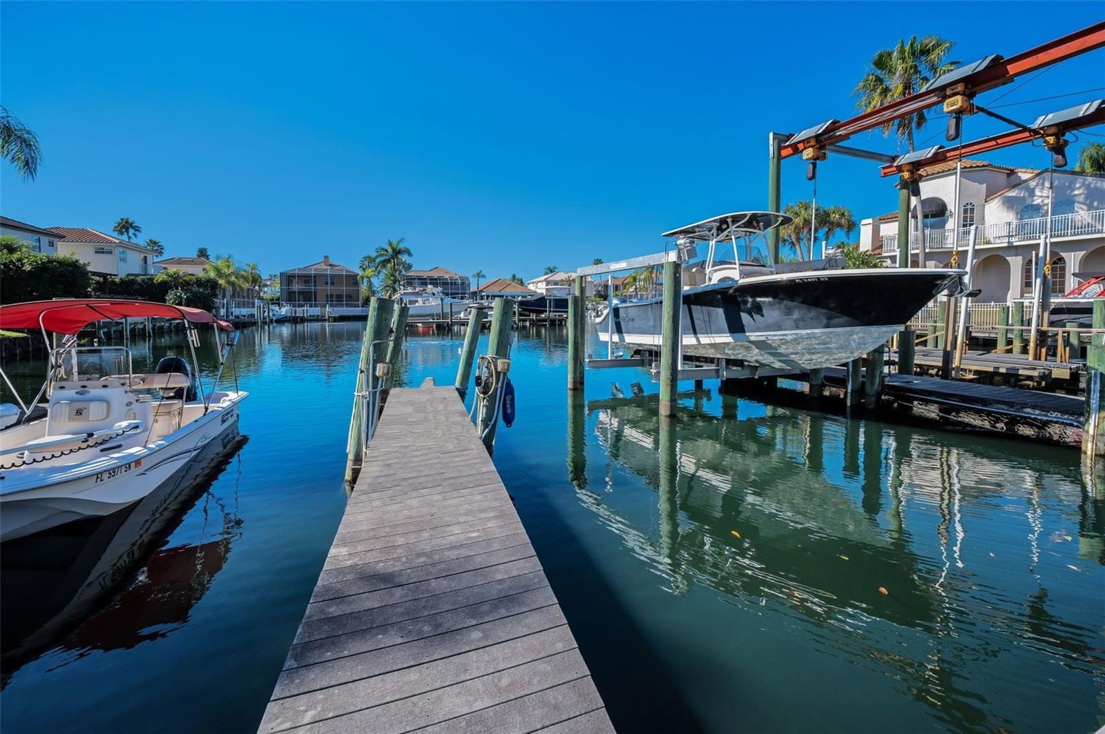 10622 Cape Hatteras Dr photo 3