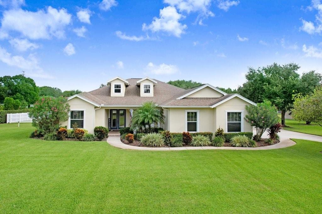 7709 Kenia Meadows Ln photo 2