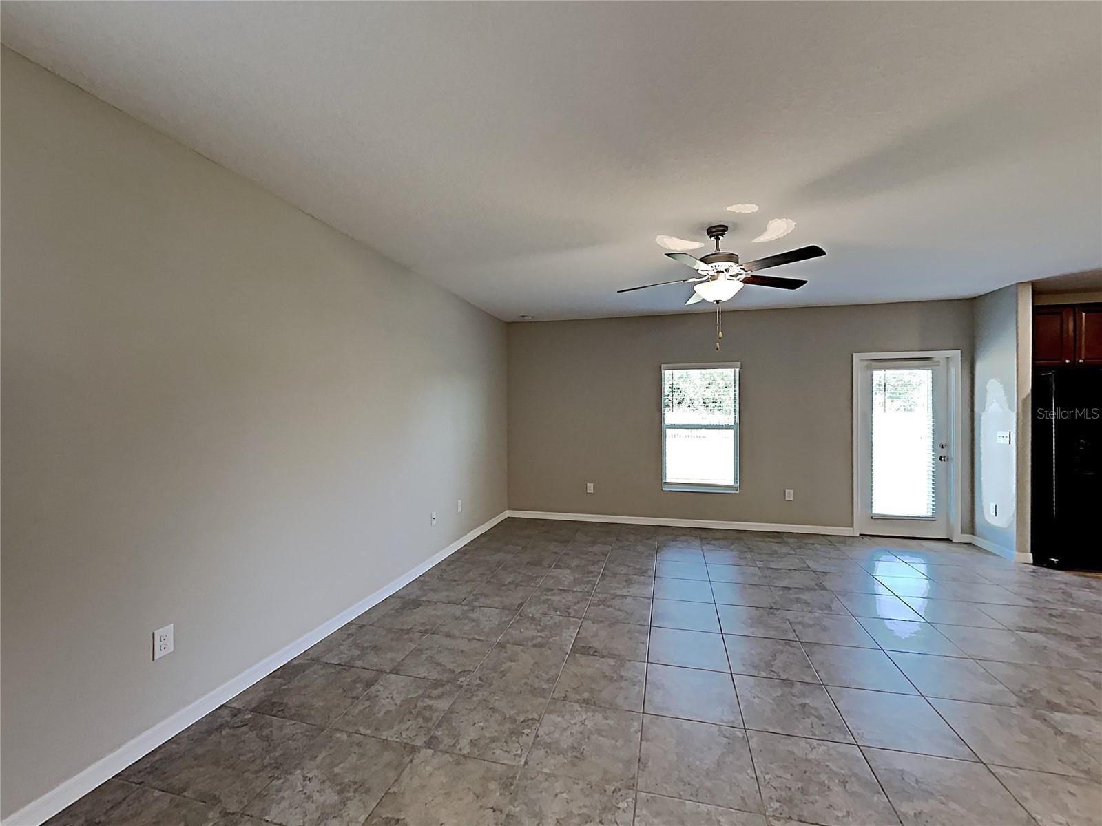 5125 White Chicory Dr photo 2