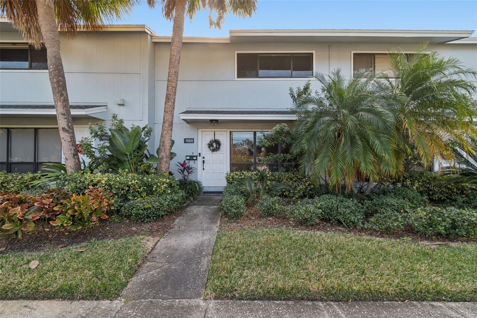 108 Biscayne Ave #B photo 2
