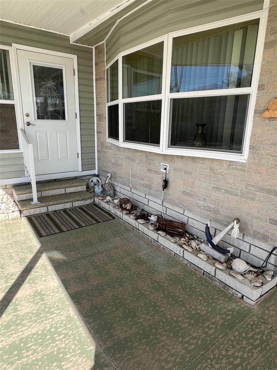 37 Pindo Palm St W photo 3
