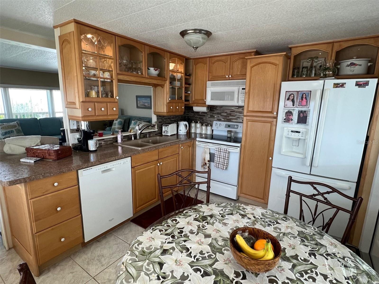 37 Pindo Palm St W photo 5