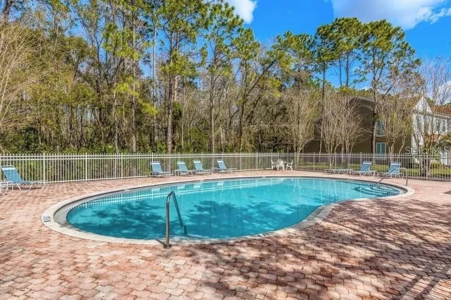 8674 Hunters Key Cir photo 2