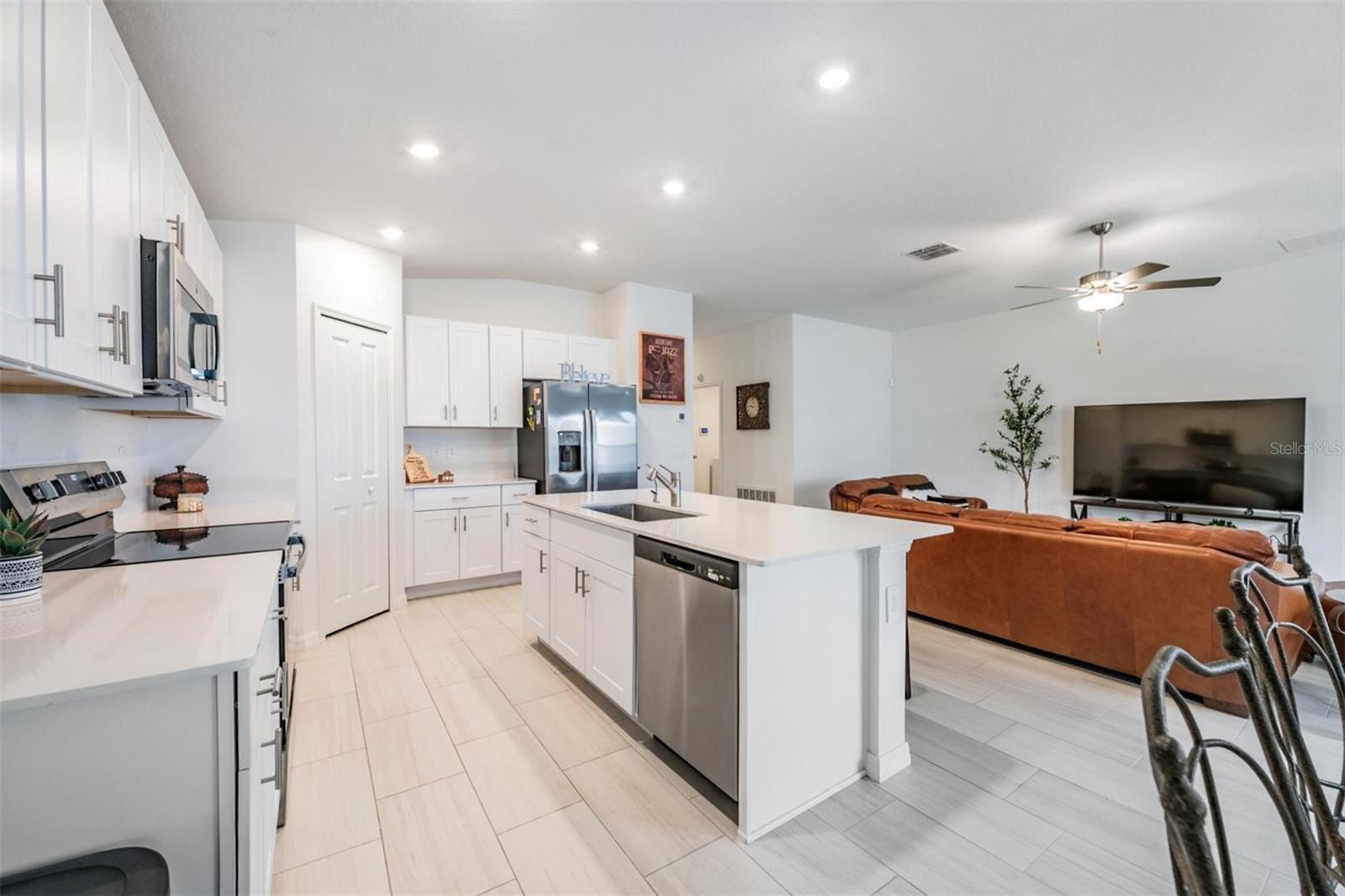 32325 Wishing Haven Dr photo 3