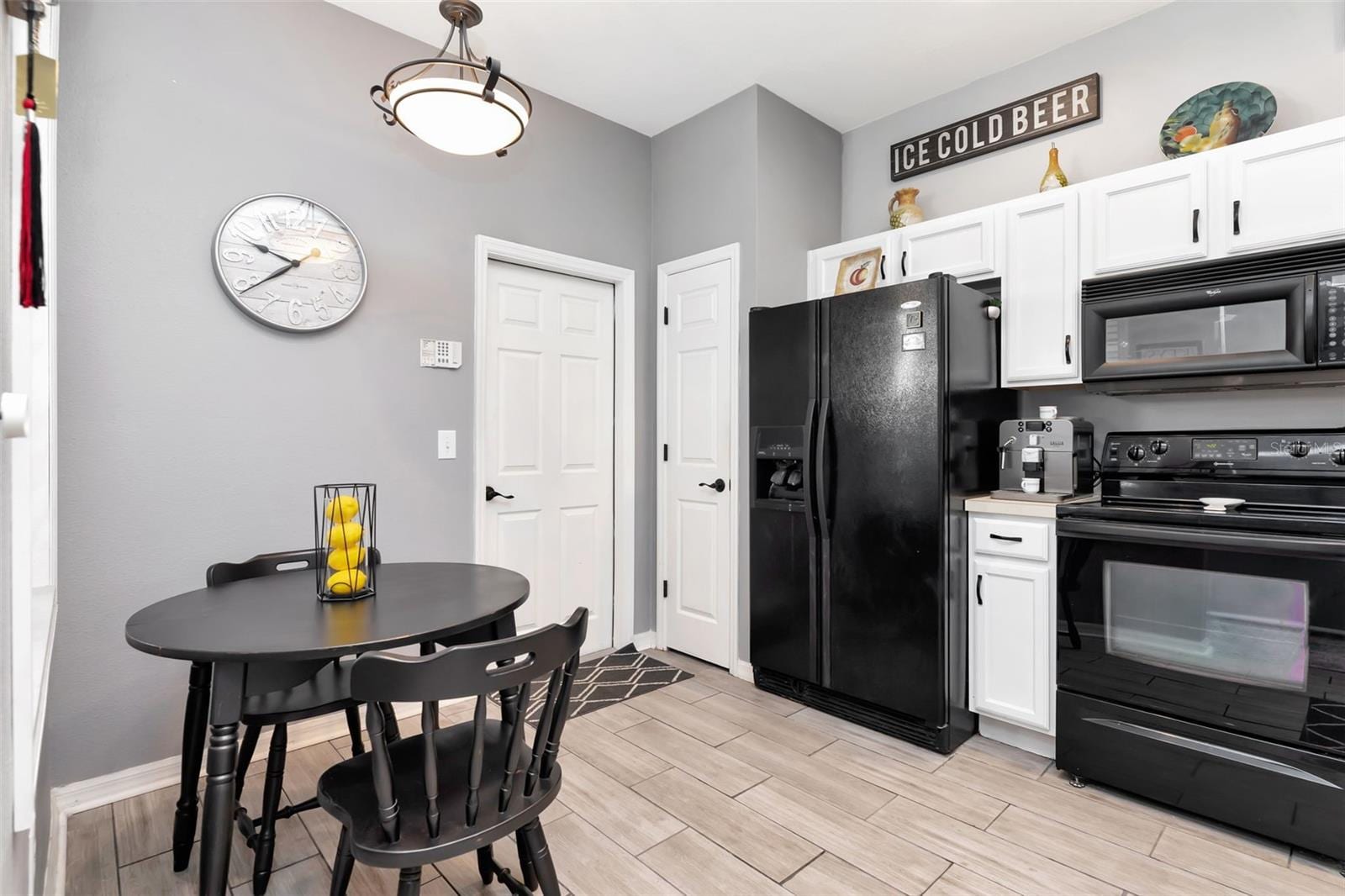 10033 Tranquility Way photo 5