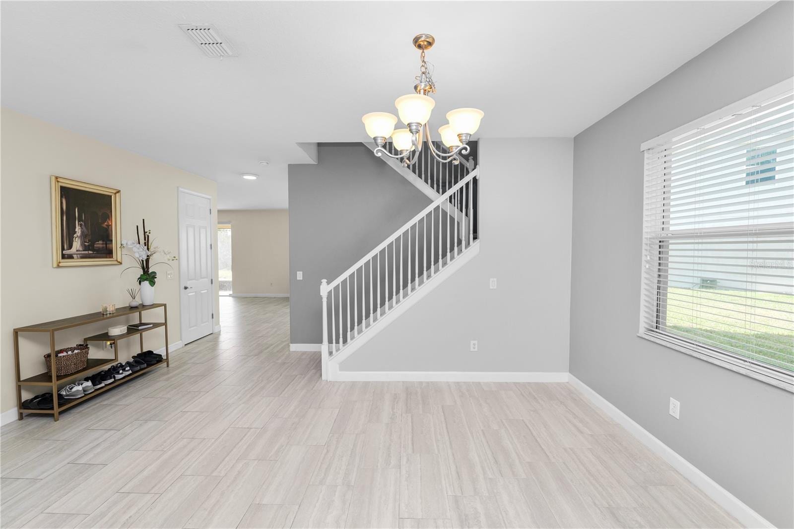 10615 Lucaya Dr photo 5