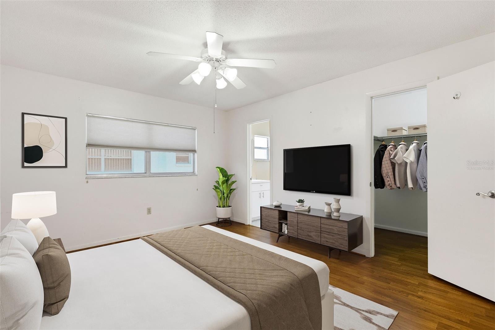 512 Cameo Dr photo 4