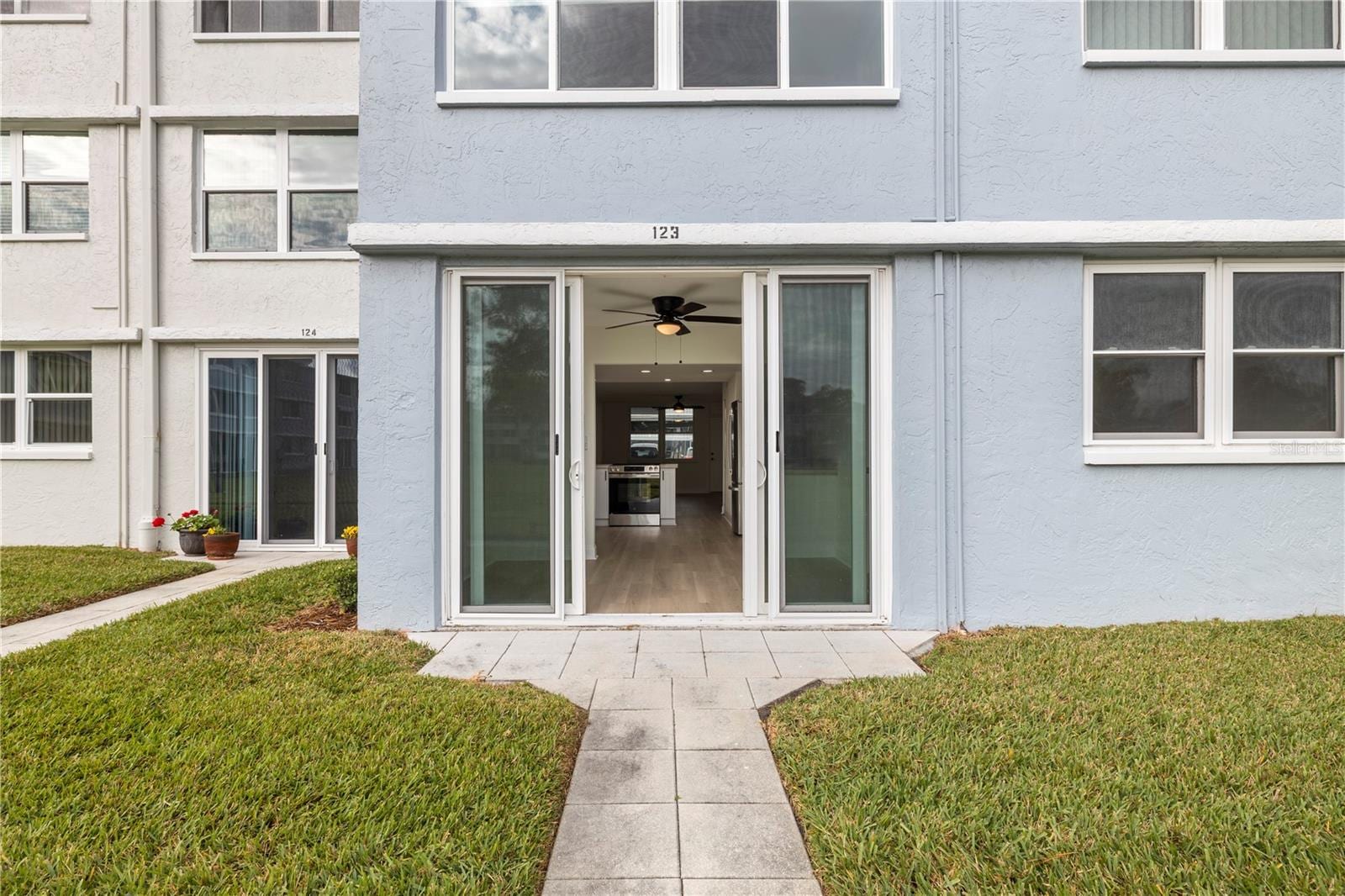 4715 Bay St NE #123 photo 3