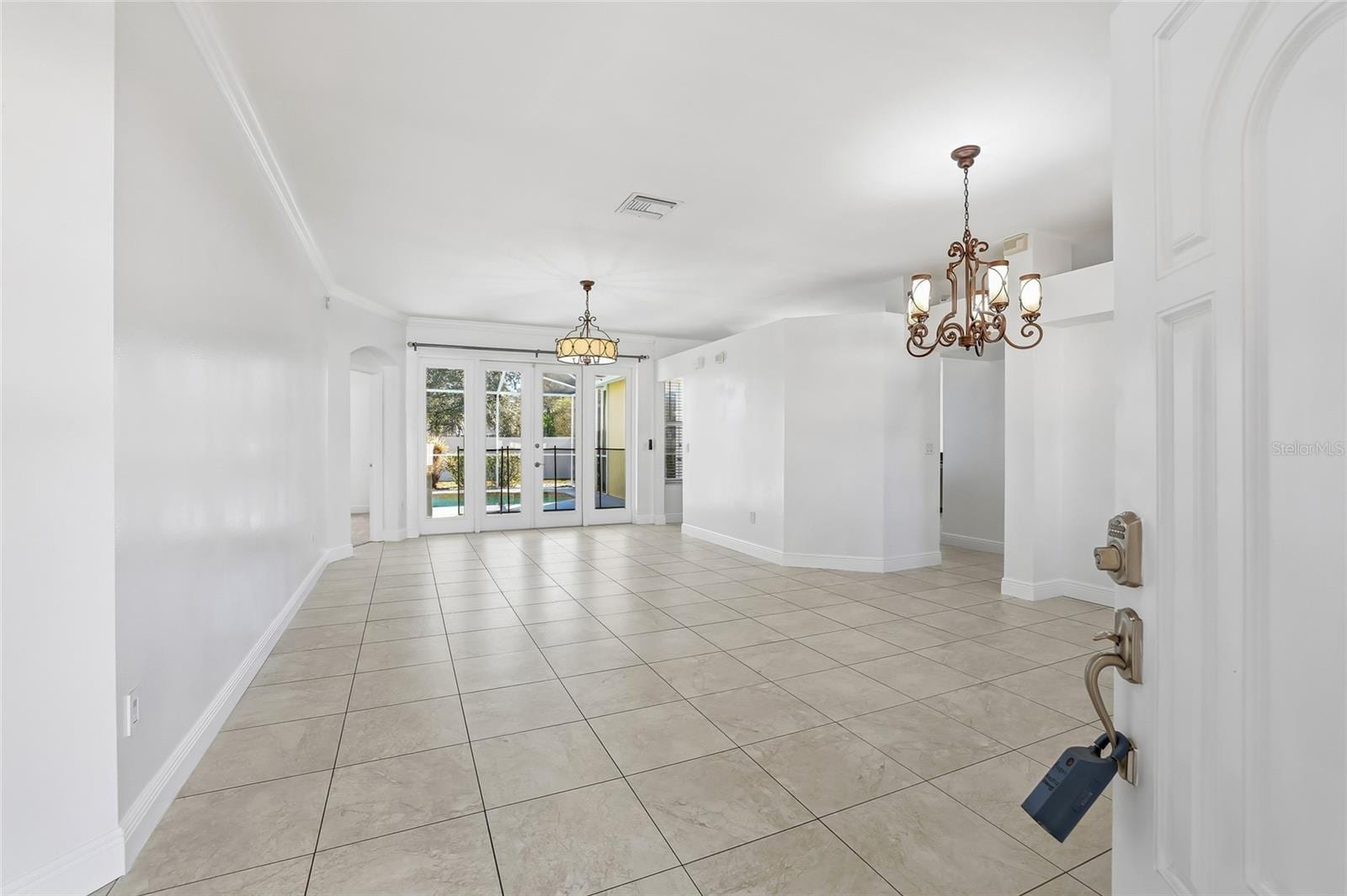 1512 Crooked Stick Dr photo 5