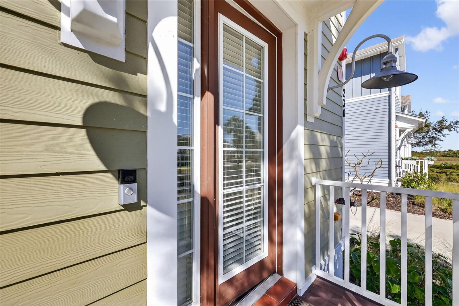 230 Sapphire Lake Dr #201 photo 4