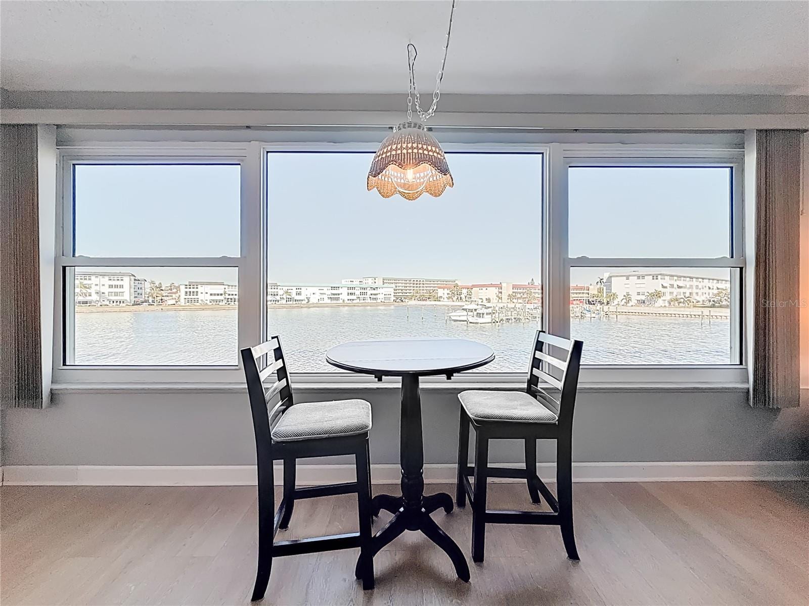 5925 Shore Blvd S #203 photo 2