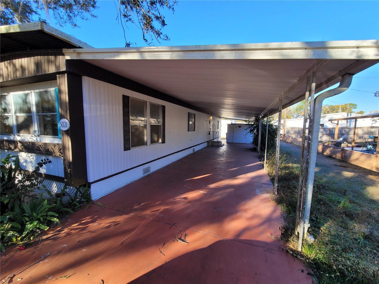 5021 Hill Dr photo 2