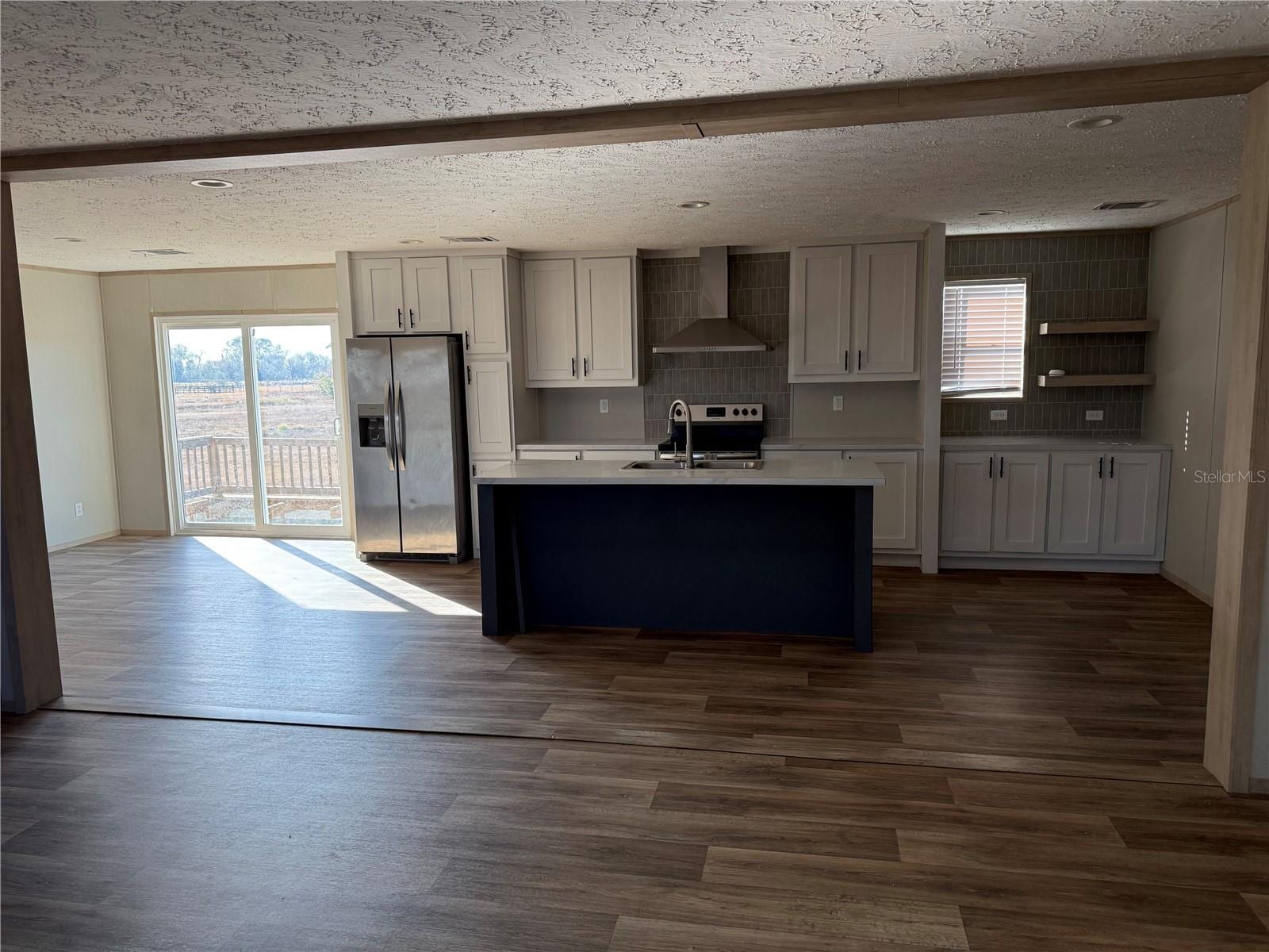 15807 County Road 672 photo 3