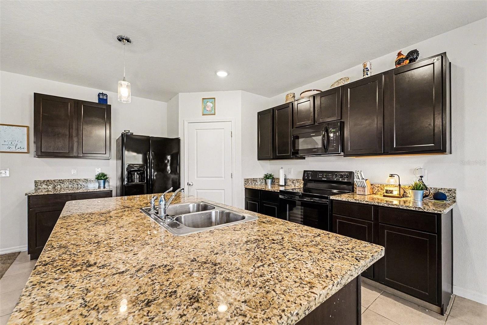 35605 Stella Vast Dr photo 4