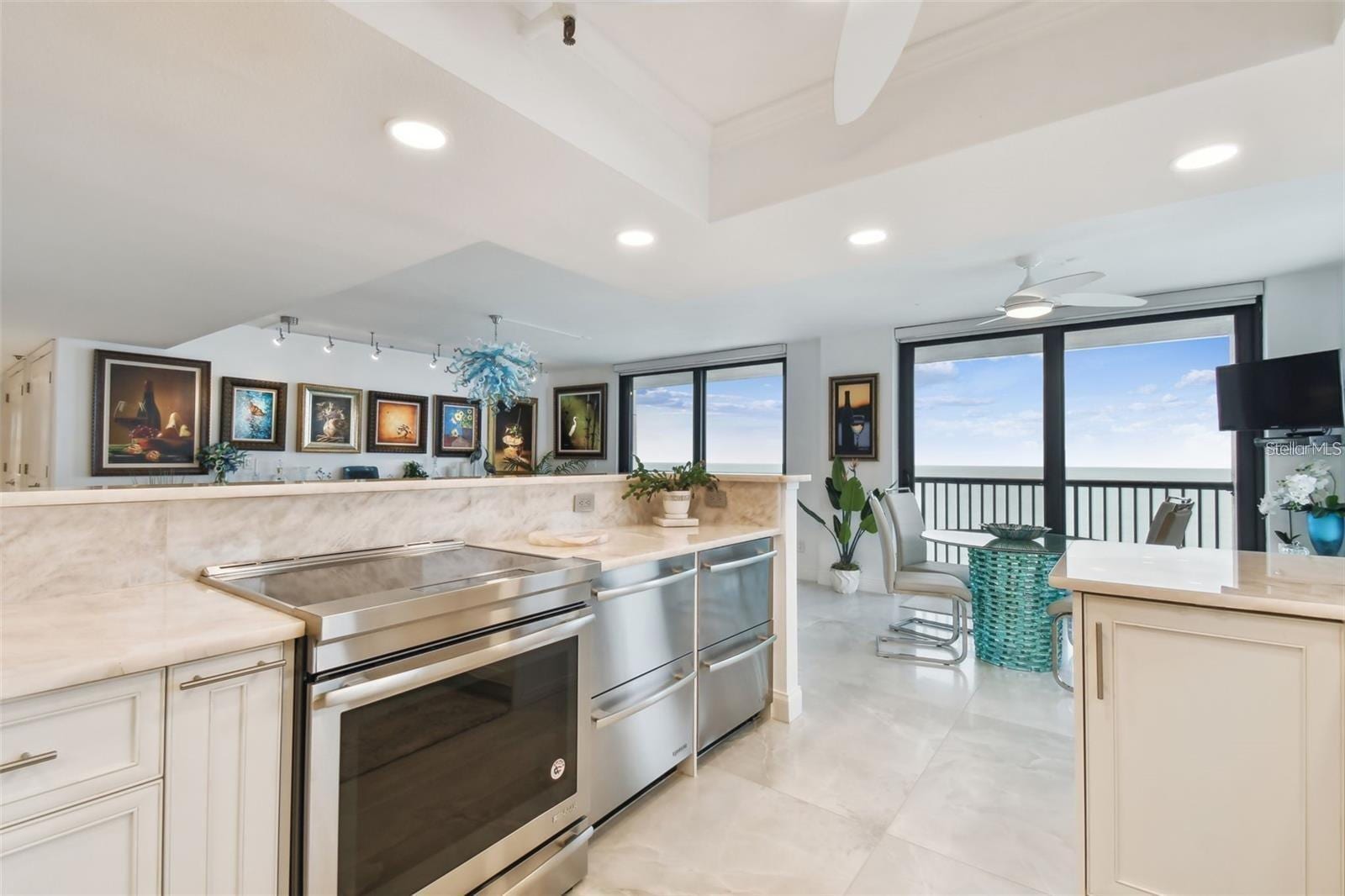 1660 Gulf Blvd #PH1 photo 5