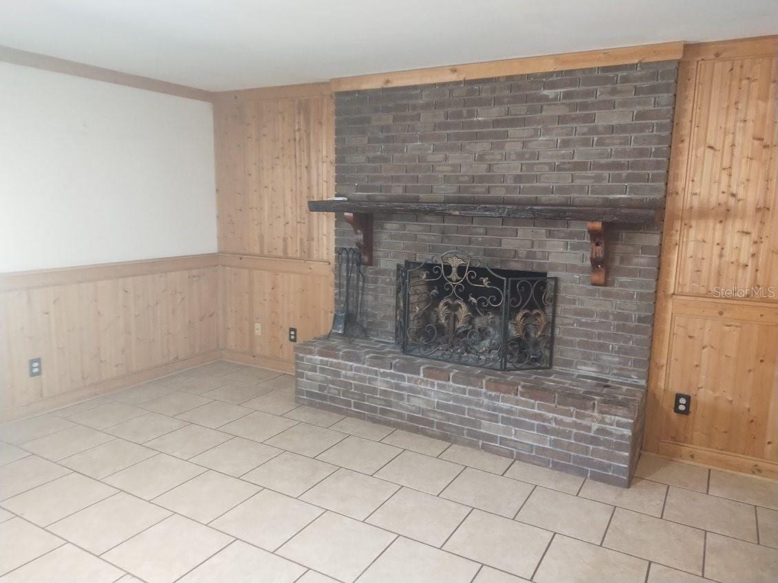 2803 Franklin St photo 5
