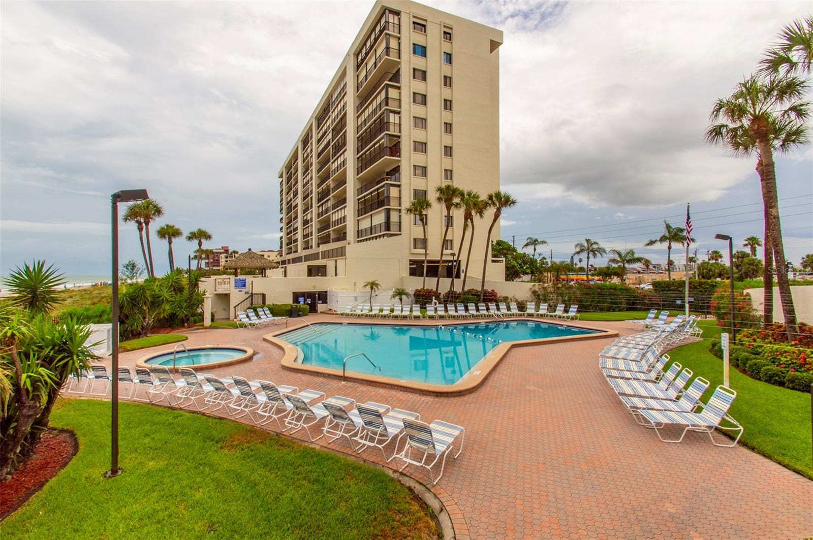 14950 Gulf Blvd #805 photo 5