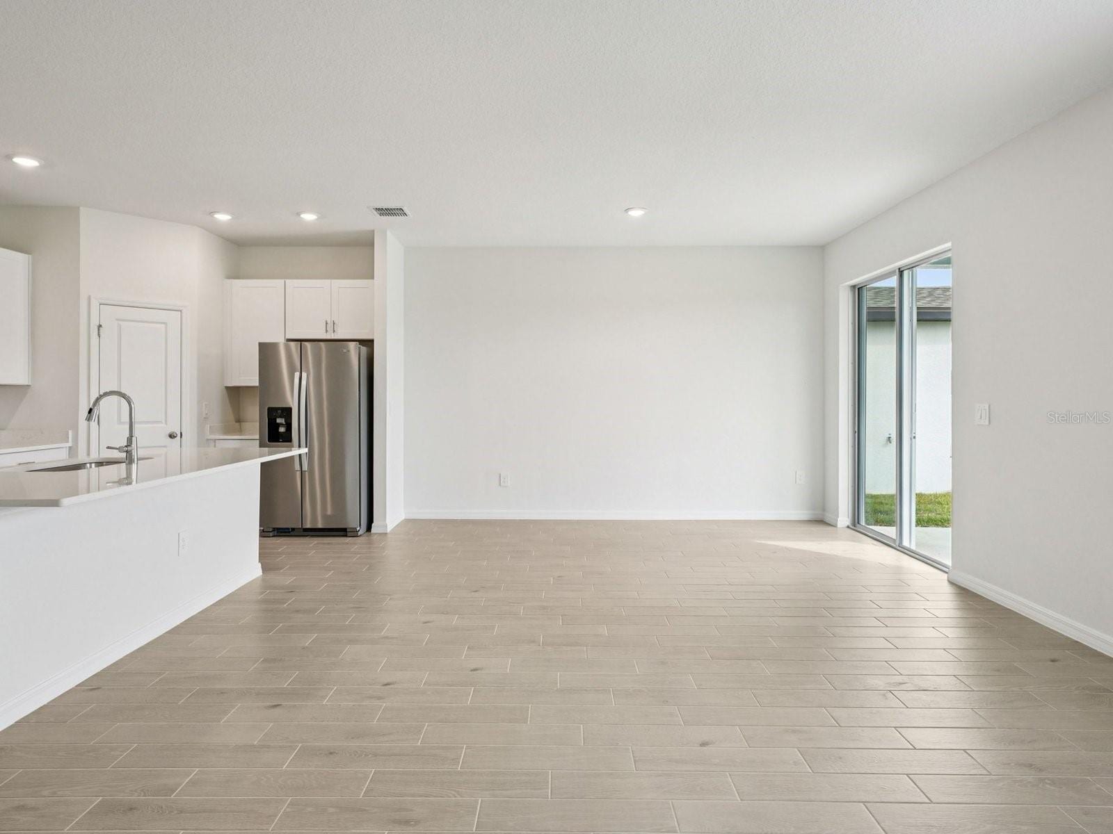 1740 Coolridge Pl photo 4