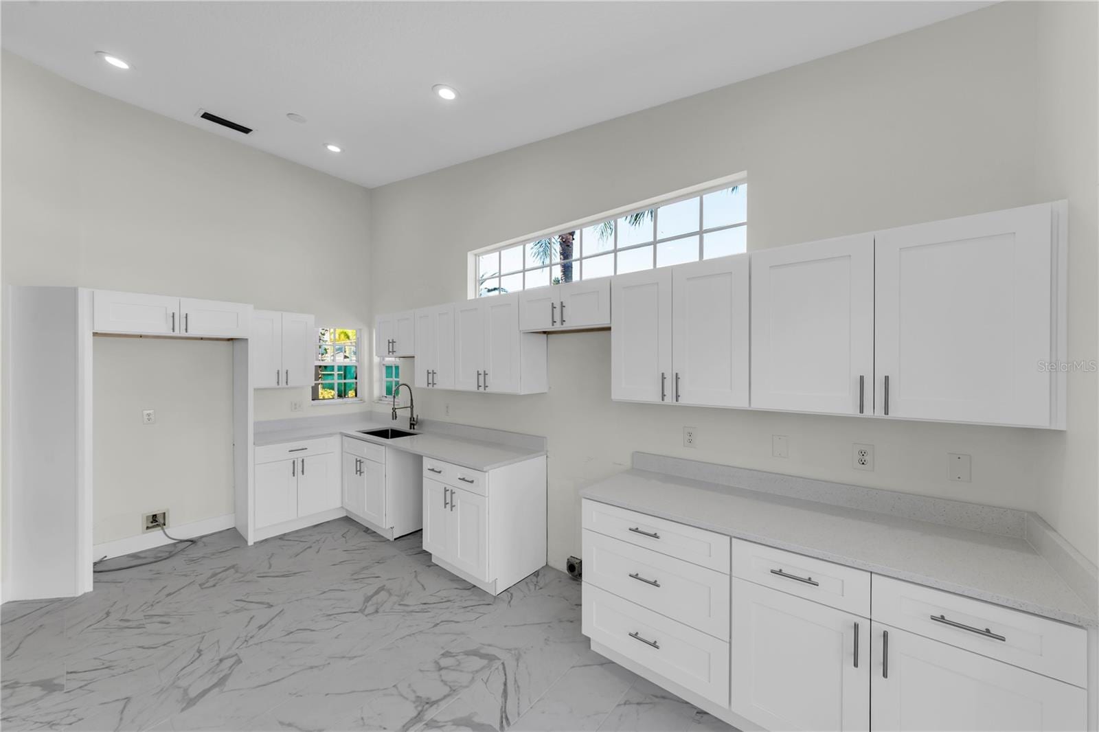 1763 Arabian Ln photo 4