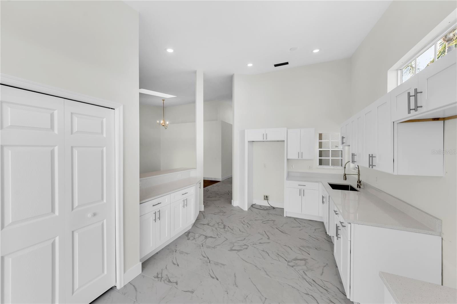 1763 Arabian Ln photo 5