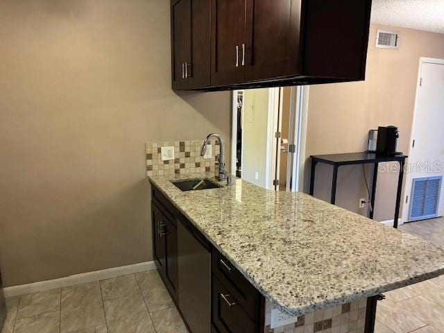 3806 N Oak Dr #V21 photo 4