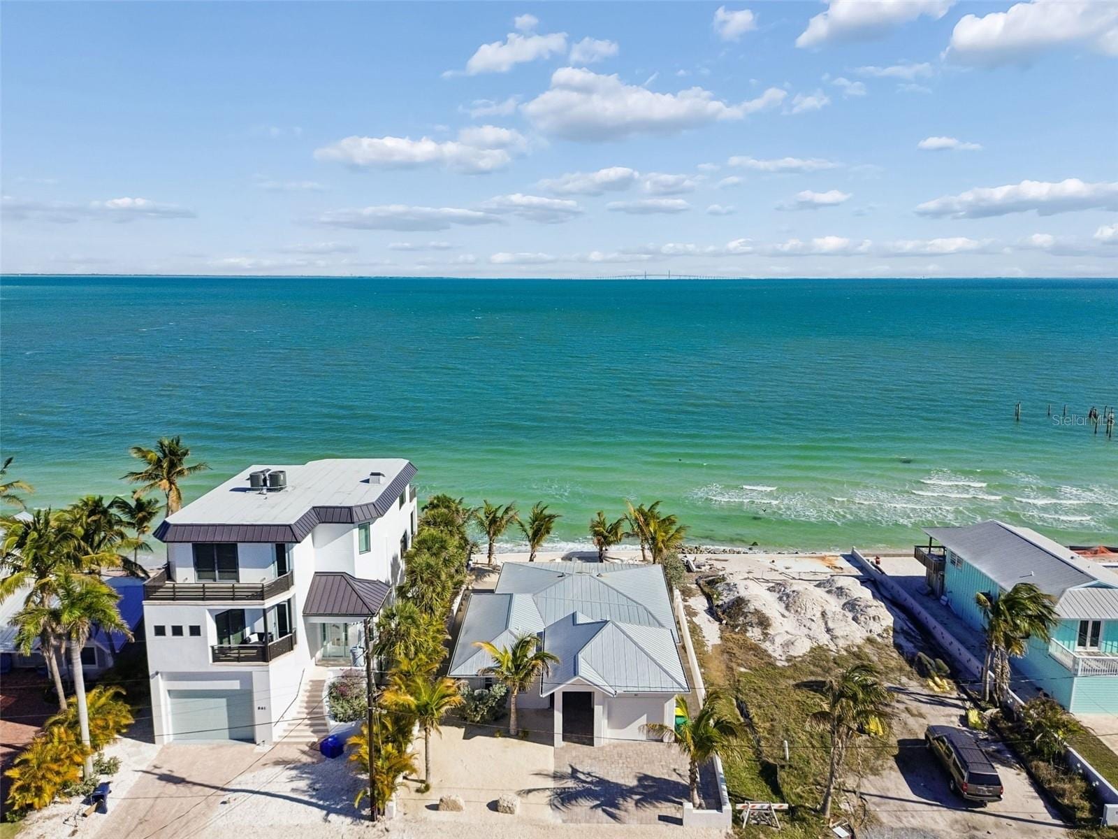 865 N Shore Dr photo 4