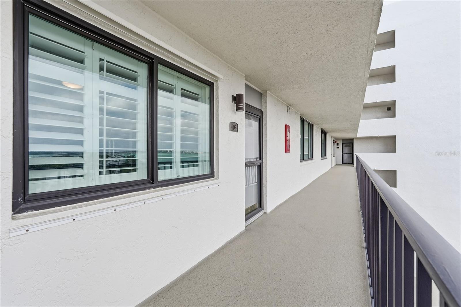 1581 Gulf Blvd #403N photo 3