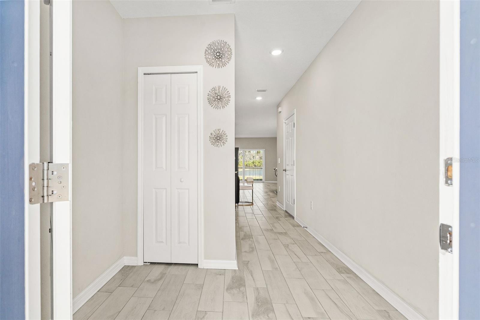 5438 Tripoli Dr photo 3