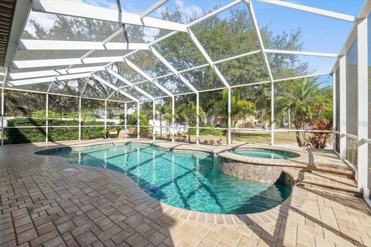 14120 Manda CT photo 3