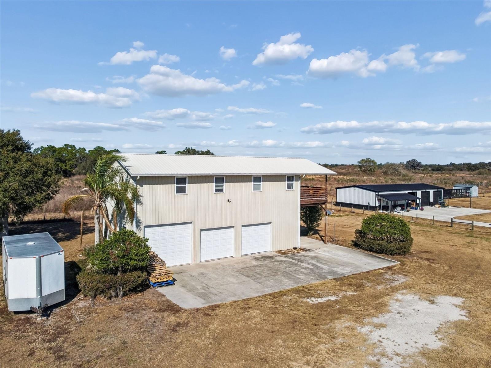 4026 McIntosh Estates Ln photo 3